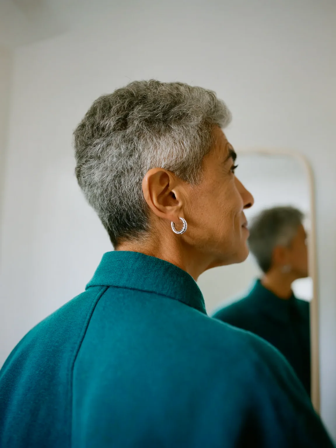 Short Tapered Cut with Natural Silver Frost Texture